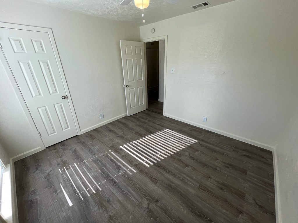 10135 Kittyhawk ln 3 Beds House for Rent - Photo Gallery 4