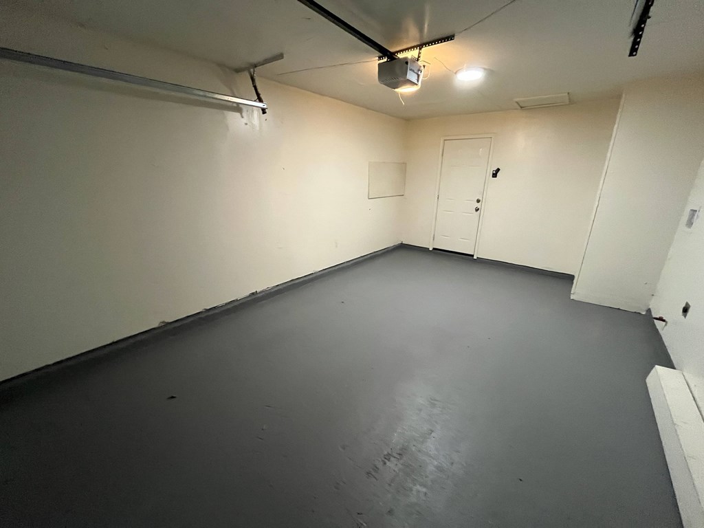 10135 Kittyhawk ln 3 Beds House for Rent - Photo Gallery 5