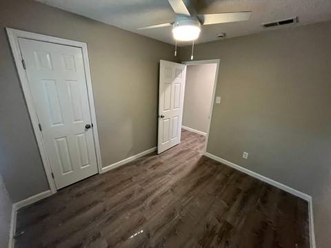 12904 Mitchell Dr 4 Beds Apartment for Rent