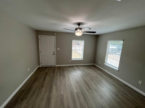 859 Portnoma Ln 3 Beds Apartment for Rent