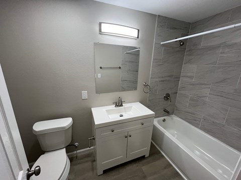 859 Portnoma Ln 3 Beds Apartment for Rent