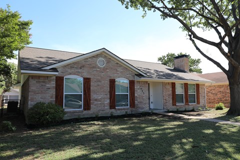 1733 Leicester St 3 Beds Apartment for Rent