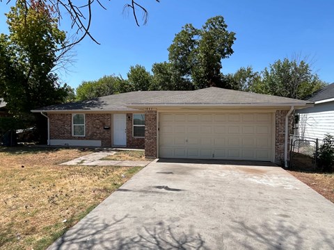 1843 Greendale Dr 3 Beds Apartment for Rent