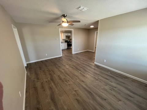 1843 Greendale Dr 3 Beds Apartment for Rent