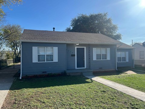 3248 S Llewellyn Ave 3 Beds Apartment for Rent