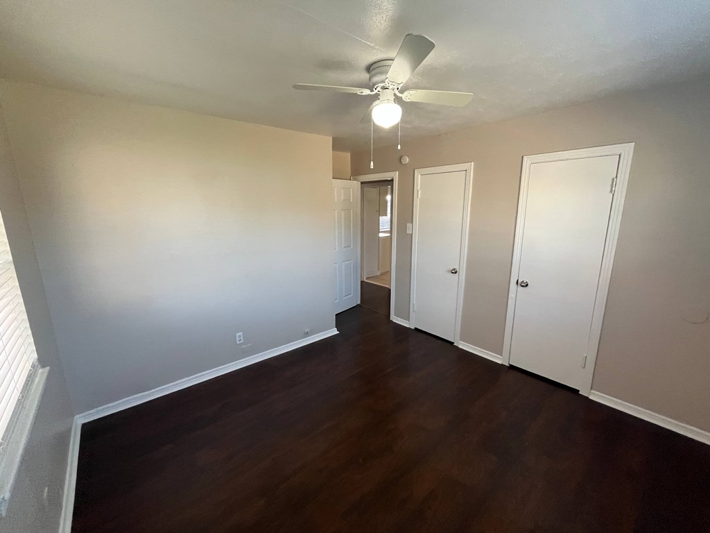 3248 S Llewellyn Ave 3 Beds House for Rent - Photo Gallery 3