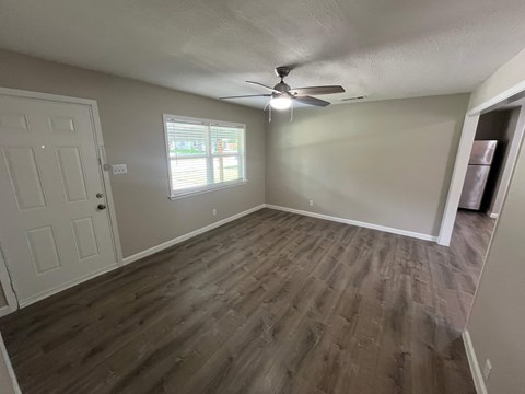2100 Camden Dr 3 Beds Apartment for Rent