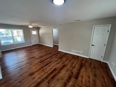 3218 Maple Dr 3 Beds Apartment for Rent