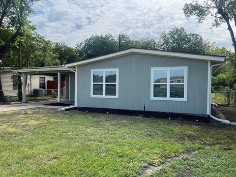 704 Wilkinson Dr 3 Beds Apartment for Rent