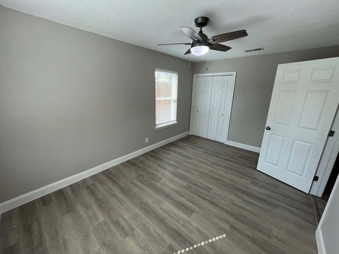 622 Austin St 3 Beds Apartment for Rent