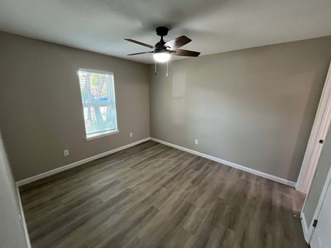 9615 Oak Gate Ln 3 Beds Apartment for Rent
