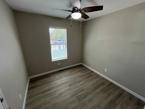 9615 Oak Gate Ln 3 Beds Apartment for Rent