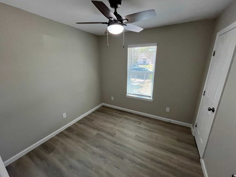 9615 Oak Gate Ln 3 Beds Apartment for Rent