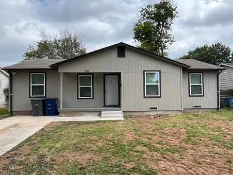 719 Fairwood Dr 4 Beds Apartment for Rent