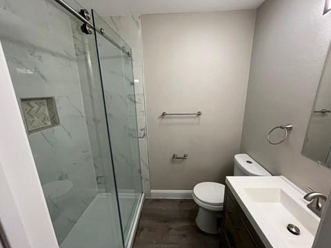 719 Fairwood Dr 4 Beds Apartment for Rent