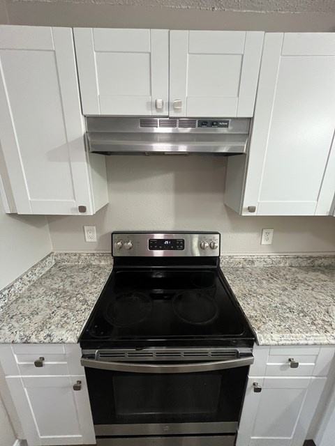 820 E Edith St 2 Beds Apartment for Rent