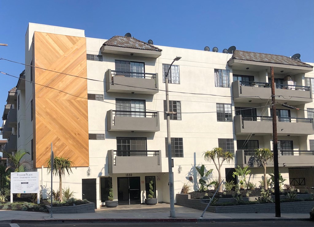 the building in which the hotel is located