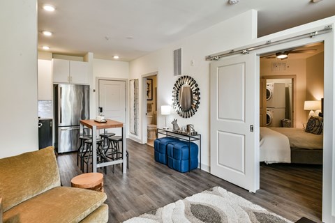 Source URL: https://medialibrarycf.entrata.com/17982/MLv3/3/27/2023/04/21/065651/644288124090b6.51187264999.jpg