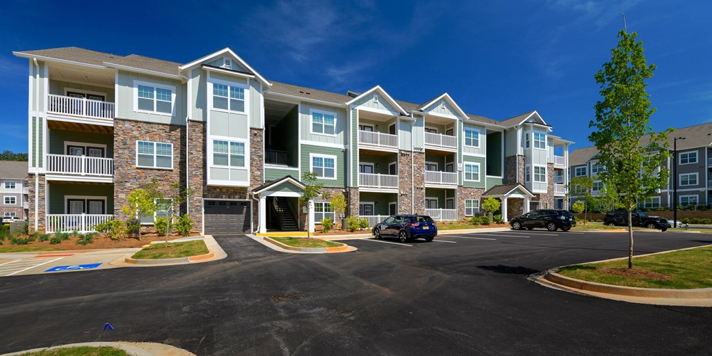 Source URL: https://medialibrarycf.entrata.com/17982/MLv3/3/27/2022/10/24/102654/6356bccd32c465.19702223226.jpg