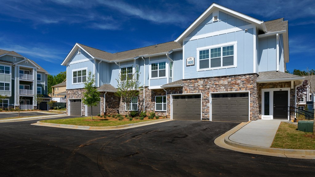 Source URL: https://medialibrarycf.entrata.com/17982/MLv3/3/27/2022/10/24/102702/6356bcd589c046.44693488143.jpg