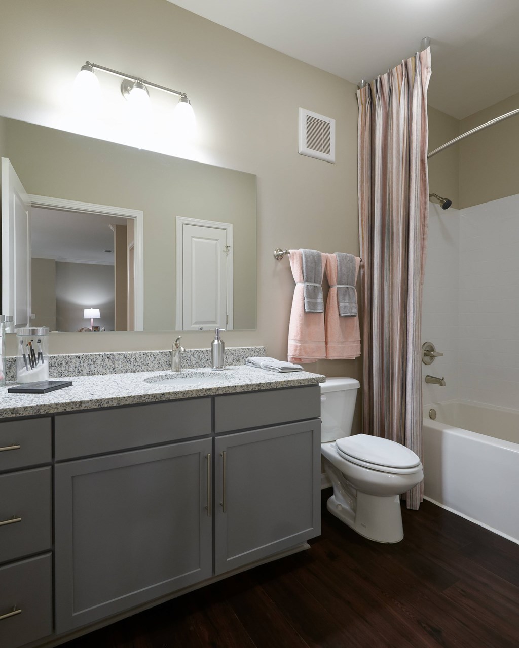 Source URL: https://medialibrarycf.entrata.com/17982/MLv3/3/27/2022/10/24/104239/6356c07d5a0c81.05846467303.jpg