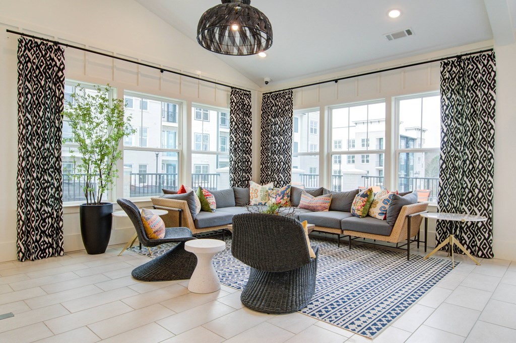 Source URL: https://medialibrarycf.entrata.com/17982/MLv3/3/27/2022/07/01/113834/62bf311855f356.44886580953.jpg