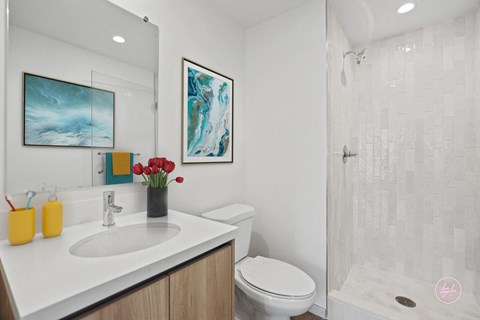 1310 N. Gordon Street 2-3 Beds Apartment for Rent - Photo Gallery 2