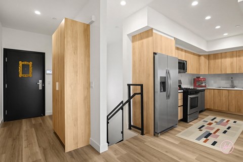 1310 N. Gordon Street 2-3 Beds Apartment for Rent - Photo Gallery 7