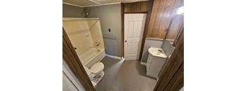 2 Bedrooms, 1 Bathroom