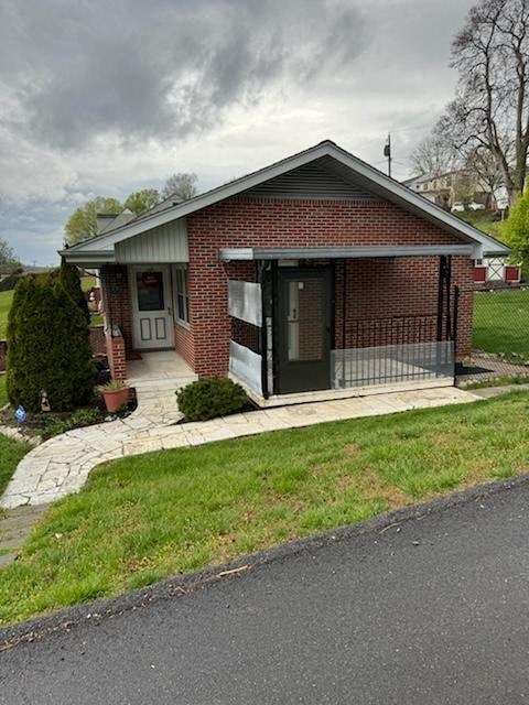 237 Mullins Street 3 Beds Apartment for Rent