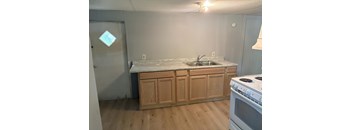 2 Bedrooms, 1 Bathroom
