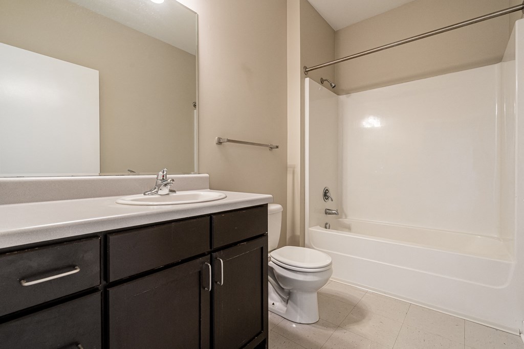 the preserve at ballantyne commons apartments bathroom with sink toilet and shower