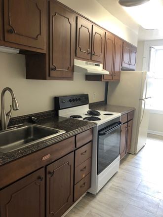 Unit 4F one bedroom $1595 for Aug