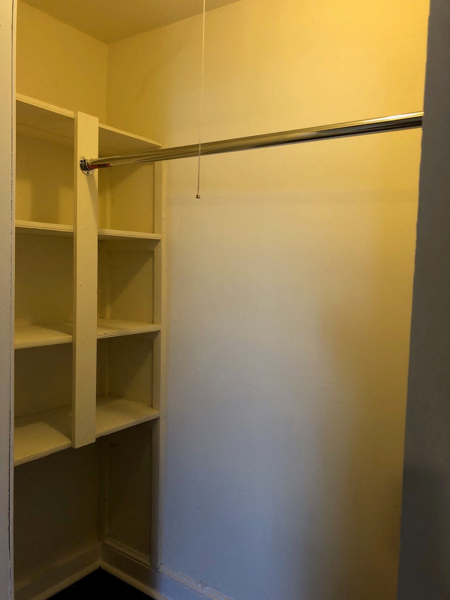 Unit 4F one bedroom $1595 for Aug