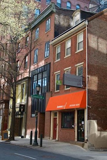 212 S. 11th Street 2-3 Beds Apartment for Rent - Photo Gallery 3