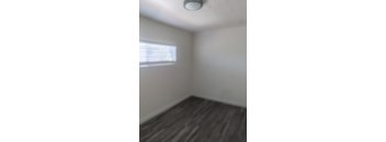 1 Bed 1 Bath with Gas