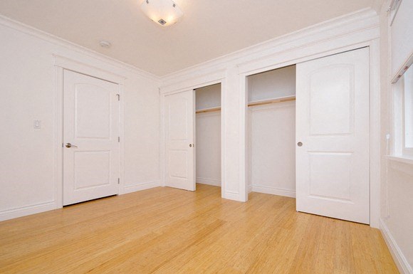 College Green Apartments