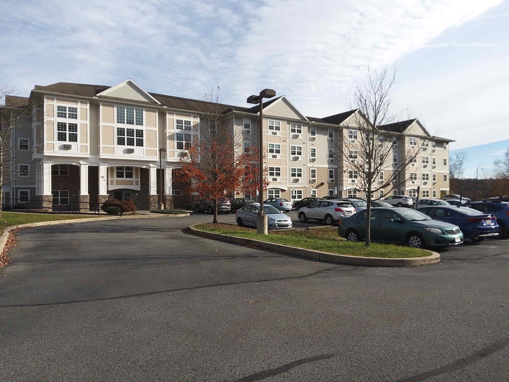 White Stone Commons