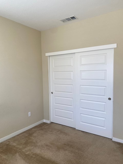 331 Emory Ct 4 Beds Apartment for Rent