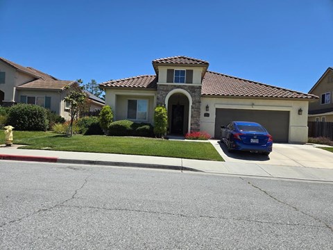 1871 MONTE VISTA DR. 4 Beds Apartment for Rent