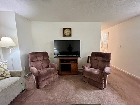 203 Bristol Commons 2 Beds Apartment for Rent