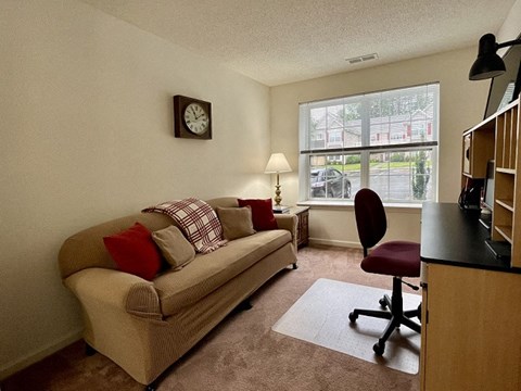 203 Bristol Commons 2 Beds Apartment for Rent