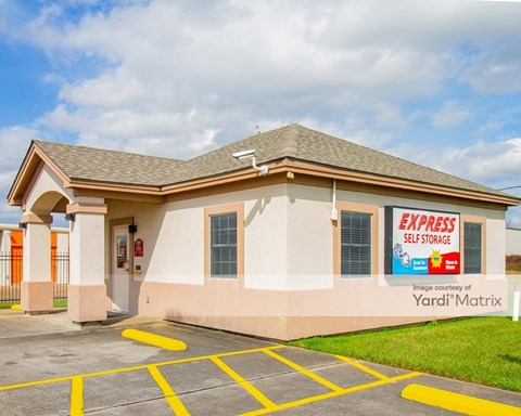 Storage Units for Rent available at 4901 7Th Street, Bay City, TX 77414