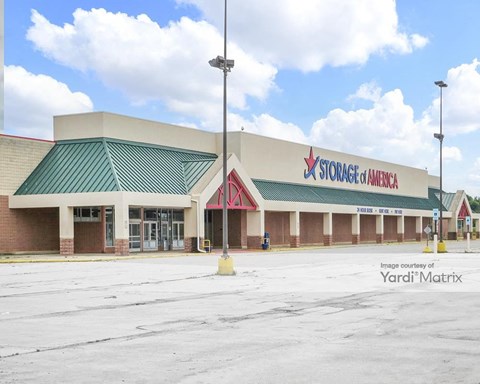 Storage Units for Rent available at 1825 Oak Harbor Road, Fremont, OH 43420