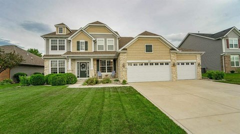 10091 Pearwood Drive 4 Beds House for Rent - Photo Gallery 2