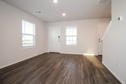 13141 Northwest Fwy.? 3-4 Beds Apartment, Conventional, Conventional, Conventional, Conventional, Conventional, Conventional for Rent - Photo Gallery 4
