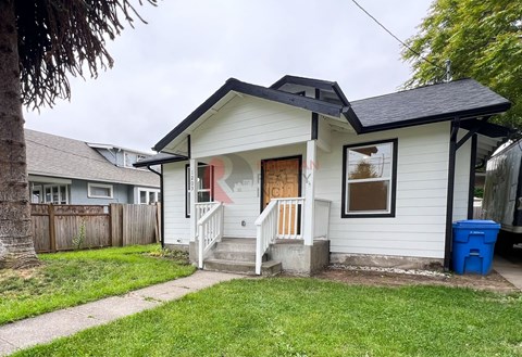 1203 S. 4TH AVENUE 3 Beds Apartment for Rent