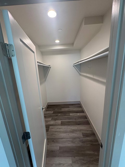 1417 Grove Avenue 2 Beds Apartment for Rent