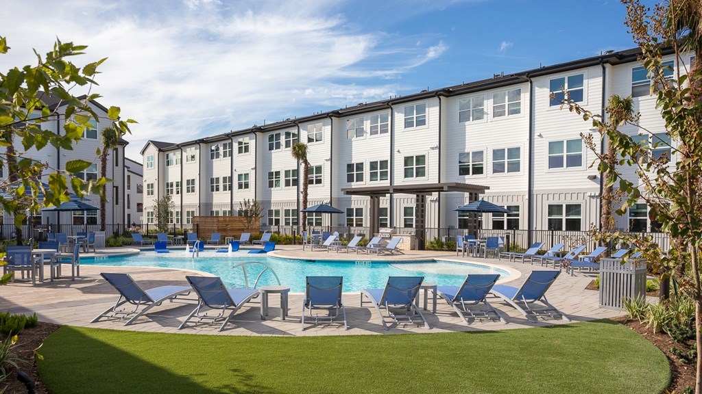 Source URL: https://medialibrarycf.entrata.com/17413/MLv3/3/27/2024/06/12/100128/6669c658895f85.05564461889.jpg