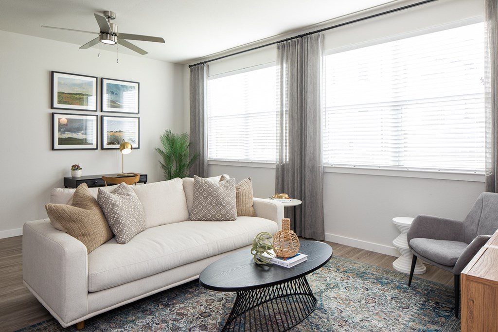 Source URL: https://medialibrarycf.entrata.com/17413/MLv3/3/27/2024/06/12/100135/6669c65f014a54.30312636239.jpg